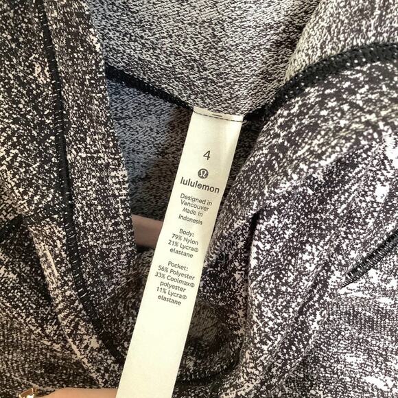 LULULEMON Forever Endeavor Pullover Rush Jacquard Black White Sz 4 {Q1} - Picture 9 of 9